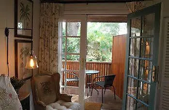 Arabella Guesthouse Alexandra Headland